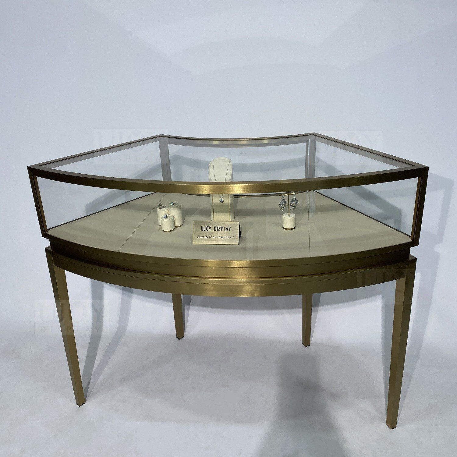 Curved Jewelry Showcases with metal frame UD015 (3) front view Curved Jewelry Showcases with metal frame UD015 (3) front view