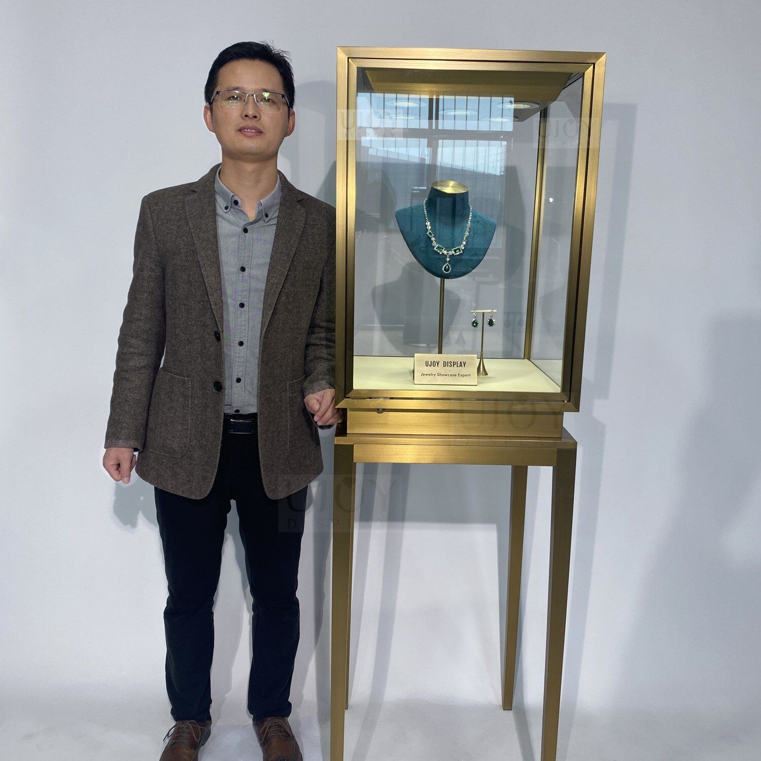 height of Jewelry Showcase Display Tower Wholesale UD011 (2) height of Jewelry Showcase Display Tower Wholesale UD011 (2)