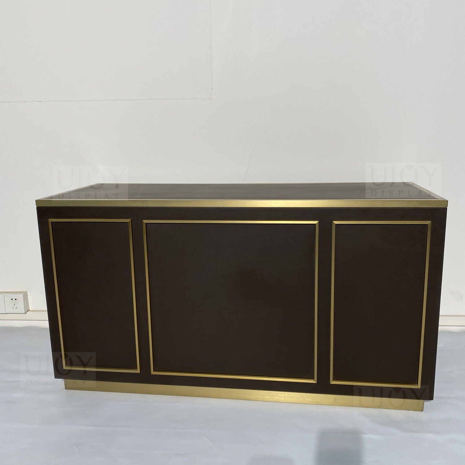 storage cabinet__2023 New Jewelry Display Table with Glass and Light UD017 (11) storage cabinet__2023 New Jewelry Display Table with Glass and Light UD017 (11)
