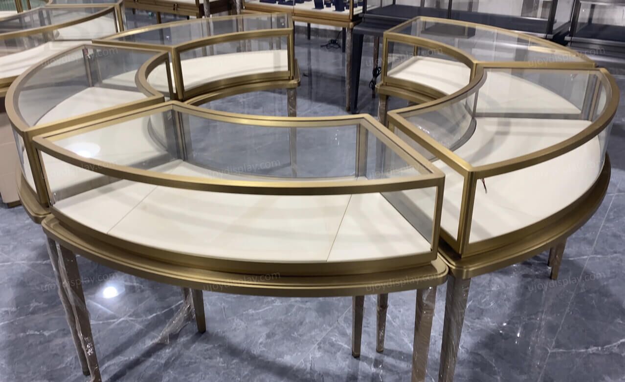 Round jewelry kiosk in mall from kiosk manufacturer from ujoydisplay (6) Round jewelry kiosk in mall from kiosk manufacturer from ujoydisplay (6)