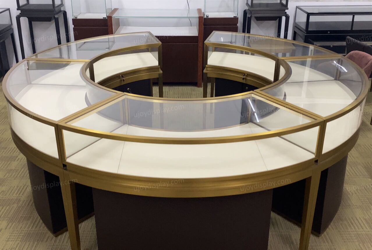 Round jewelry kiosk in mall from kiosk manufacturer from ujoydisplay (8) Round jewelry kiosk in mall from kiosk manufacturer from ujoydisplay (8)